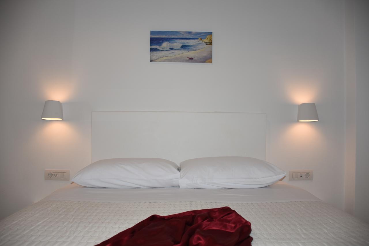 Arion Bay Hotel Santorini Kamári Dış mekan fotoğraf