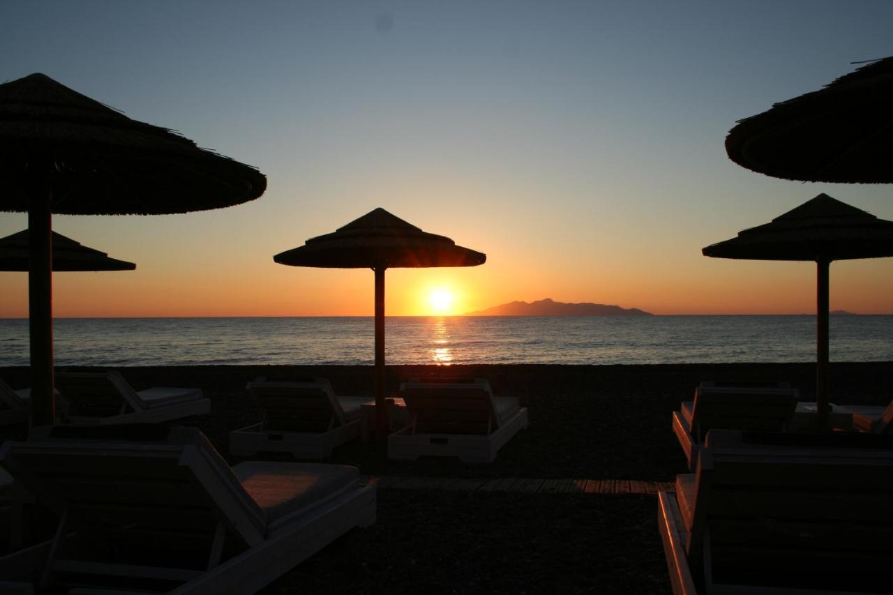 Arion Bay Hotel Santorini Kamári Dış mekan fotoğraf