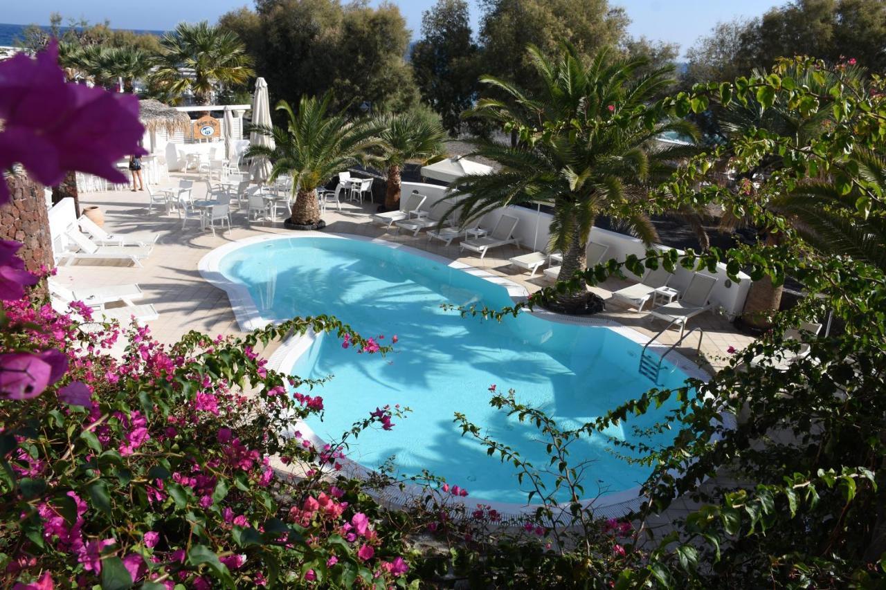 Arion Bay Hotel Santorini Kamári Dış mekan fotoğraf